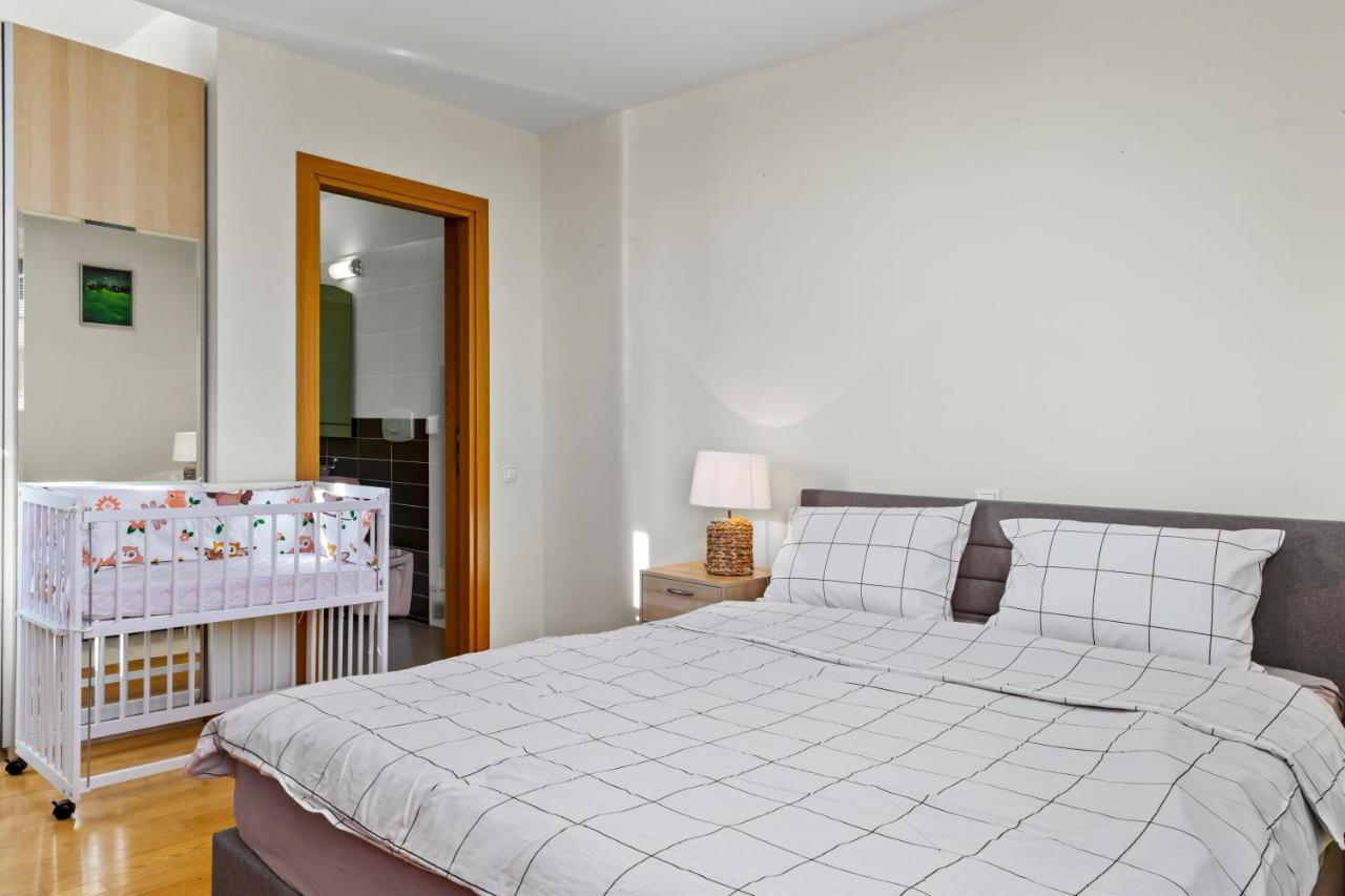 125 Sqm Family Friendly With Kids Room Bucarest Esterno foto