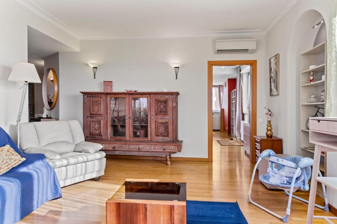 125 Sqm Family Friendly With Kids Room Bucarest Esterno foto
