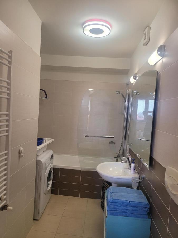 125 Sqm Family Friendly With Kids Room Bucarest Esterno foto
